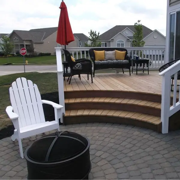comparison-of-deck-and-pavers